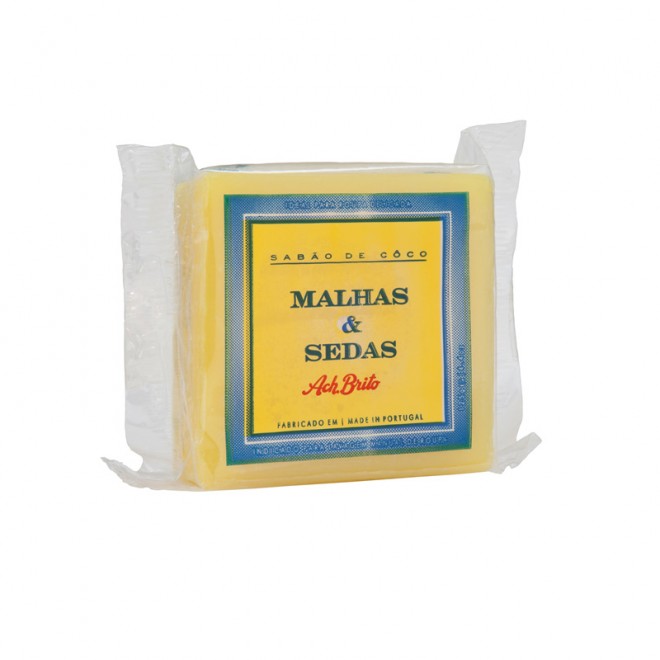 Мило кокосове для ручного прання Ach. Brito Malhas & Sedas Soap 125 г