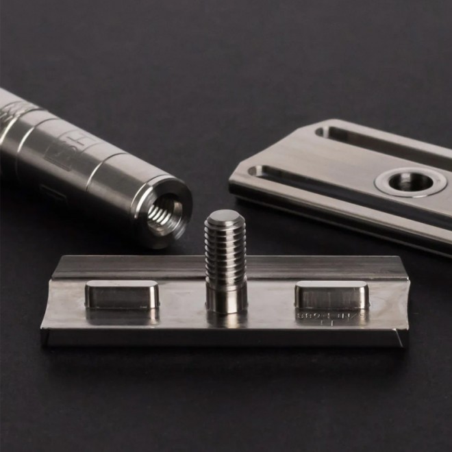 Станок для гоління Henson Ti22 - Medium Safety Razor - Titanium ++