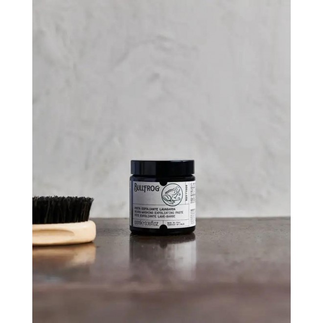 Скраб для очищення бороди Bullfrog Beard-Washing Exfoliating Paste 100 мл – глибоке очищення, відлущування та контроль запахів | цукровий пілінг, м’яка піна