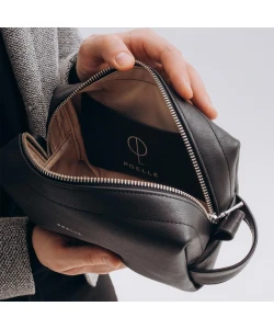 Косметичка кожаная Poelle Lux размер M (черная)