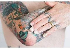 Как ухаживать за тату: обмотка, обработка, заживление